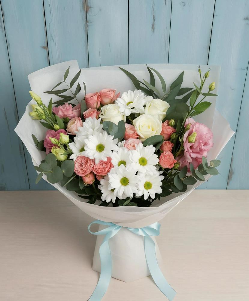 Букет цветов из: Розы, Лизиантусы и Хризантемы в Кокуй
