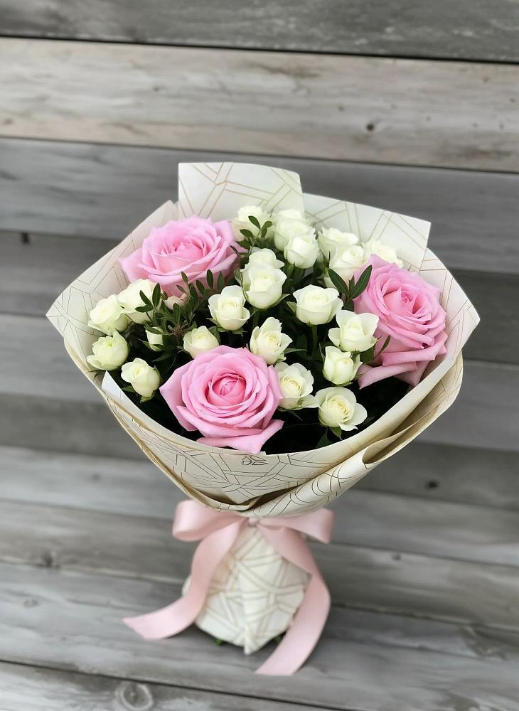 Букет цветов из: Розы в Кокуй