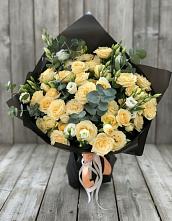 Букет цветов из:  Розы и Лизиантусы #REPLACE_PRED# Кокуй