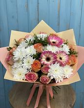 Букет цветов из:  Розы, Герберы и Хризантемы в Кокуй