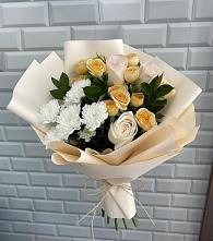 Букет цветов из:  Розы и Хризантемы в Кокуй