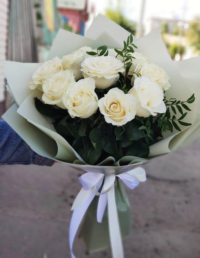 Букет Белые розы Проуд в Кокуй