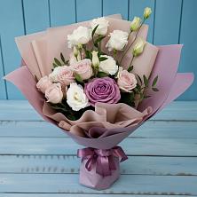 Букет цветов из:  Розы и Лизиантусы в Кокуй