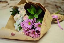 Букет цветов из:  Розы и Хризантемы #REPLACE_PRED# Кокуй
