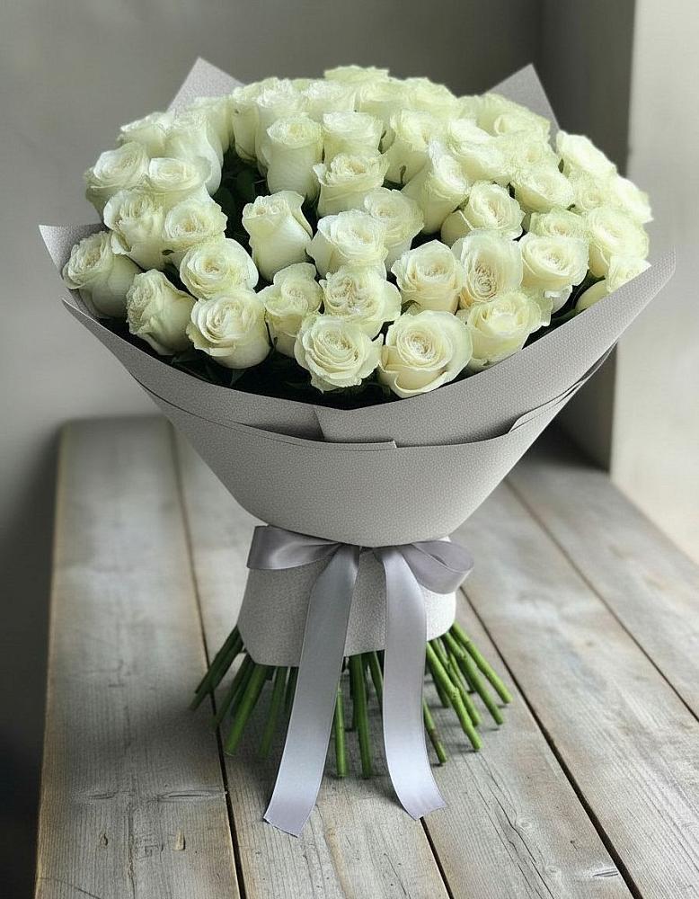 Букет 35 Белых роз в Кокуй
