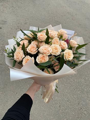 Букет Кремовые розы Латте в Кокуй
