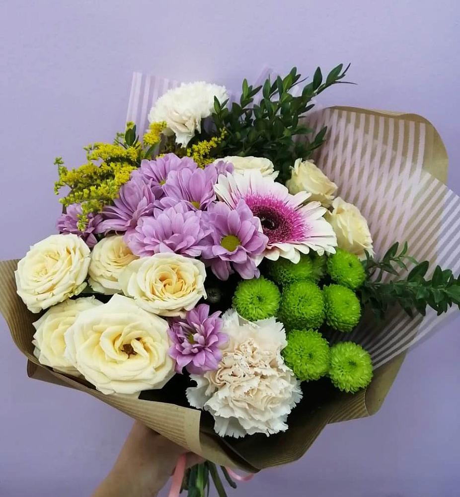 Букет цветов из: Хризантемы, Розы, Гвоздики и Герберы в Кокуй