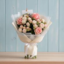 Букет цветов из:  Розы в Кокуй